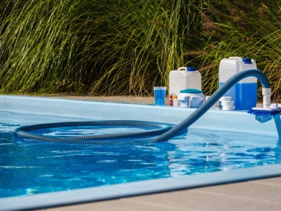 Préparer sa piscine pour l'été : remise en route étape par étape